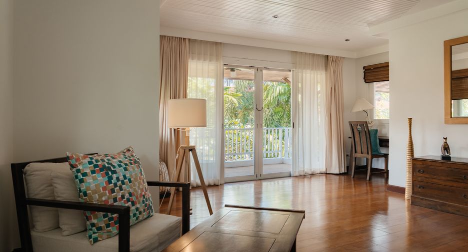 For sale 4 bedrooms villa in Ko Samui, Surat Thani