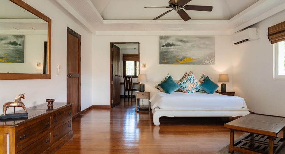 For sale 4 bedrooms villa in Ko Samui, Surat Thani