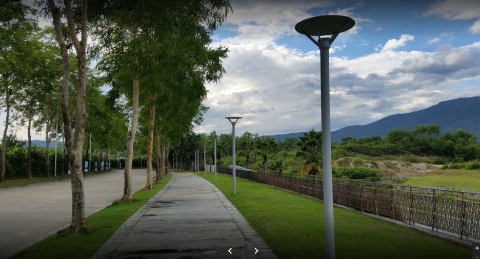 For sale 5 bedrooms house in Mueang Chiang Mai, Chiang Mai