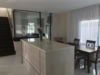 For sale 5 bedrooms house in Mueang Chiang Mai, Chiang Mai