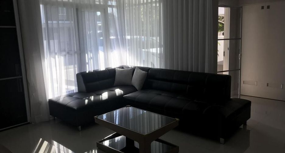 For sale 5 ベッドルーム house in Mueang Chiang Mai, Chiang Mai
