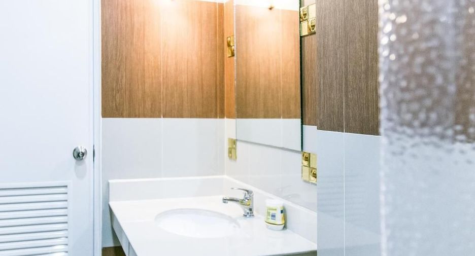 Apartment zur Miete mit 1 Zimmer in Bang Phlat, Bangkok
