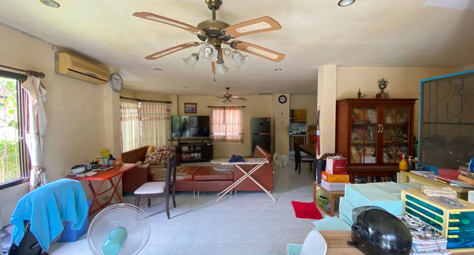 For sale 3 bedrooms house in Bang Sao Thong, Samut Prakan