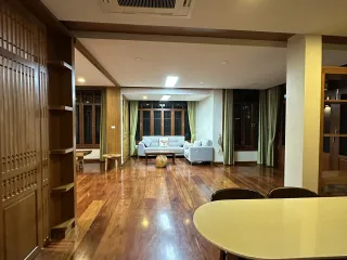 出售 和 出租 6 卧室 独立屋 在 Mueang Chiang Mai, Chiang Mai