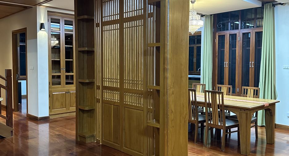 For sale and for rent 6 bedrooms house in Mueang Chiang Mai, Chiang Mai