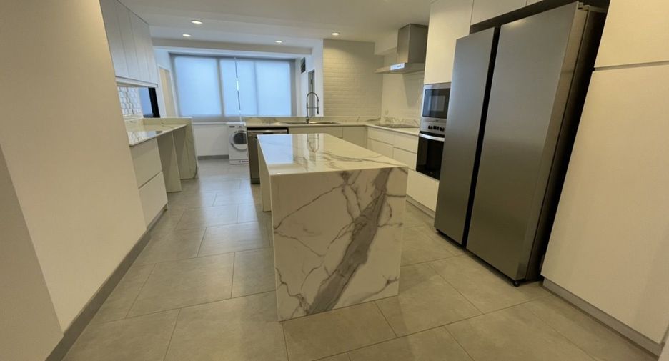 Apartment zur Miete mit 3 Zimmer in Watthana, Bangkok