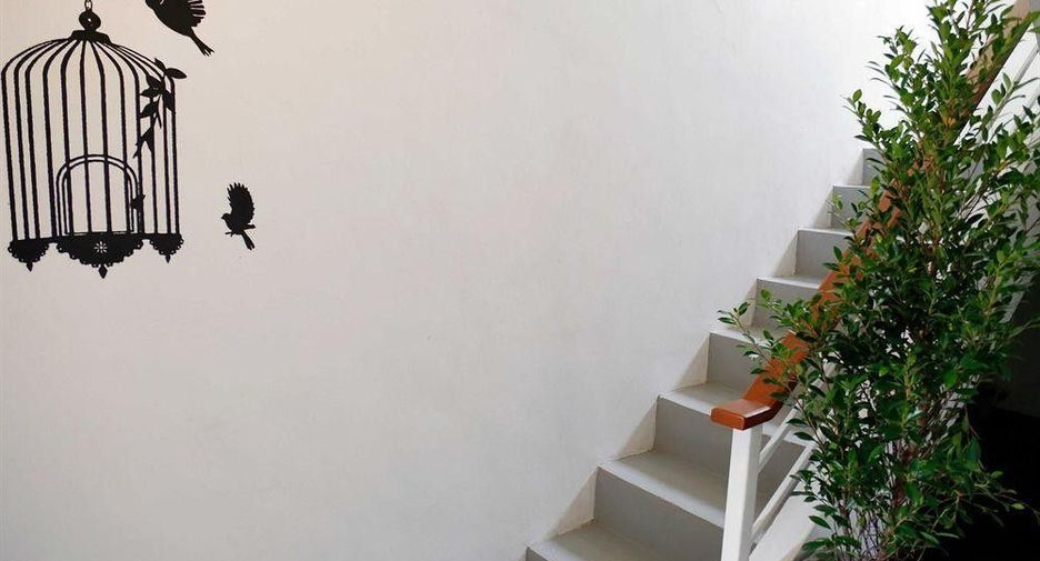 Haus zum Kauf mit 7 Zimmer in Mueang Chiang Mai, Chiang Mai