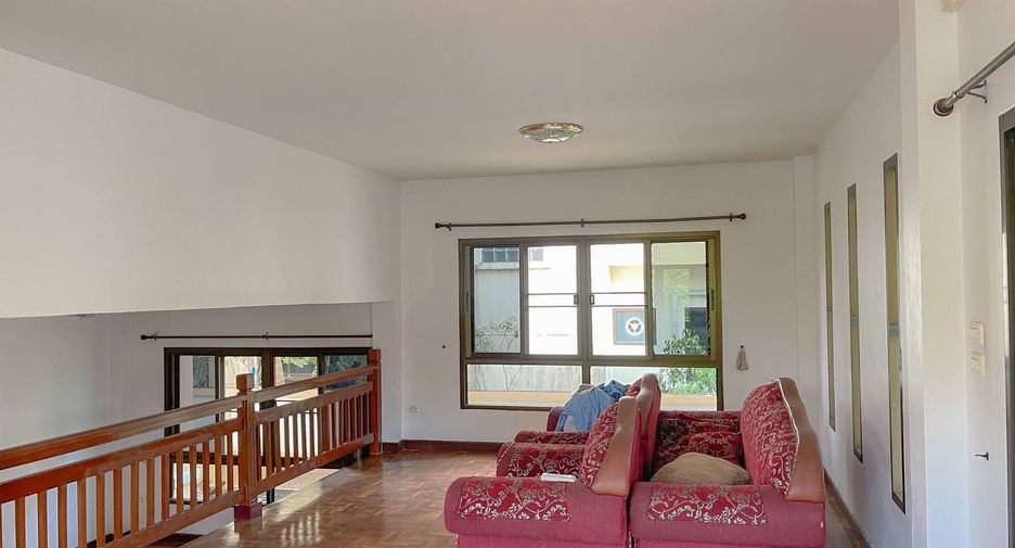 出售 4 卧室 独立屋 在 Hang Dong, Chiang Mai