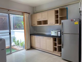 Reihenhaus zur Miete mit 3 Zimmer in Prawet, Bangkok