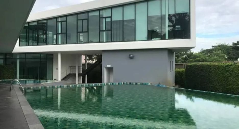 For rent 4 bedrooms house in San Sai, Chiang Mai