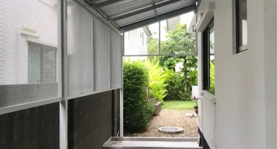 For rent 4 bedrooms house in San Sai, Chiang Mai