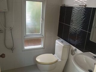 For sale 3 bedrooms house in Saraphi, Chiang Mai