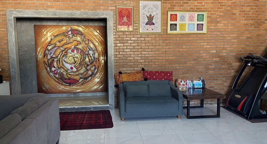 For sale 4 bedrooms house in Hang Dong, Chiang Mai