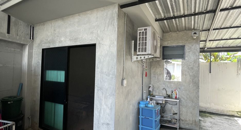 For sale 4 bedrooms house in Hang Dong, Chiang Mai