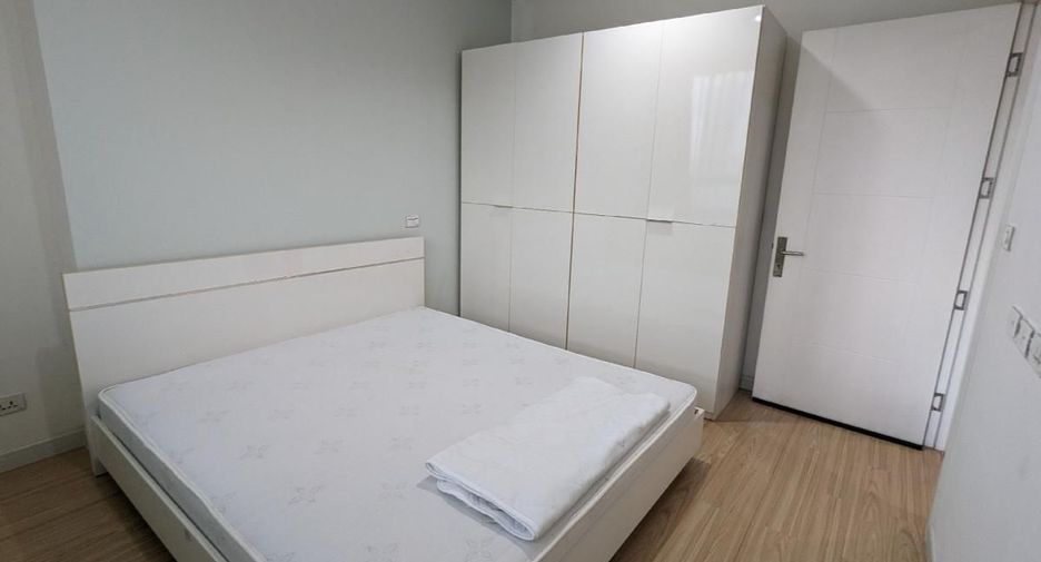 For rent 1 bed condo in Huai Khwang, Bangkok