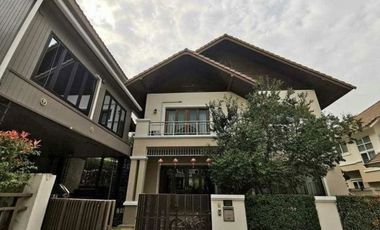 For sale 3 bedrooms house in San Kamphaeng, Chiang Mai