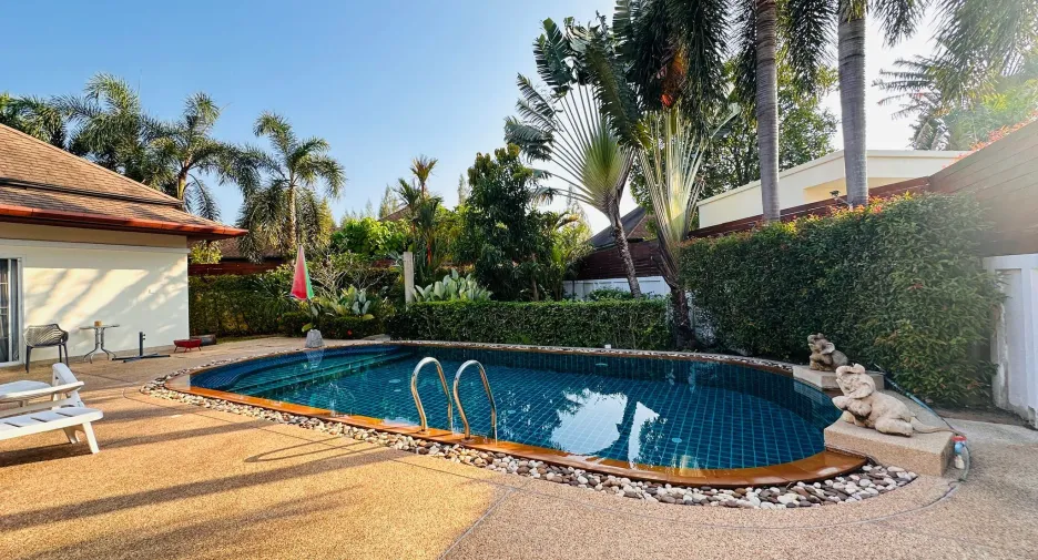 Villa en venta y en alquiler de 3 habitaciones en Mueang Phuket, Phuket