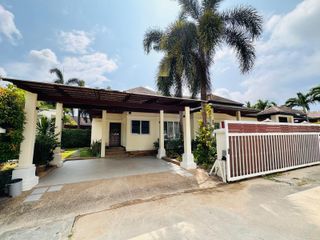 For sale and for rent 3 bedrooms villa in Mueang Phuket, Phuket