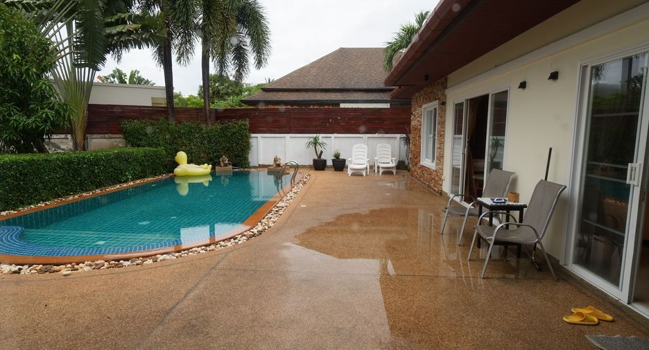 Villa en venta y en alquiler de 3 habitaciones en Mueang Phuket, Phuket