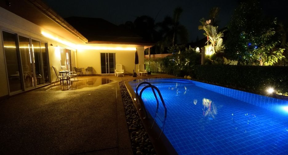 Villa en venta y en alquiler de 3 habitaciones en Mueang Phuket, Phuket