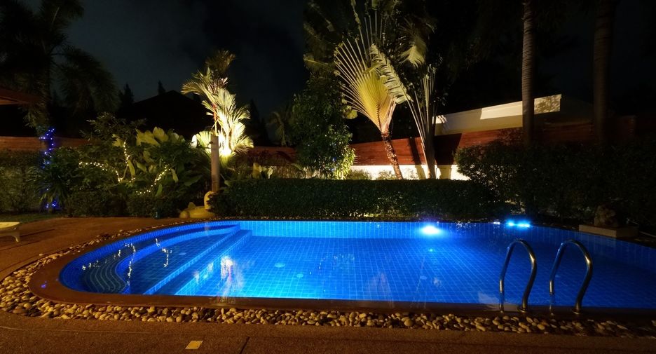 Villa en venta y en alquiler de 3 habitaciones en Mueang Phuket, Phuket