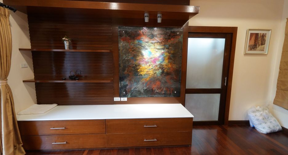 Villa en venta y en alquiler de 3 habitaciones en Mueang Phuket, Phuket