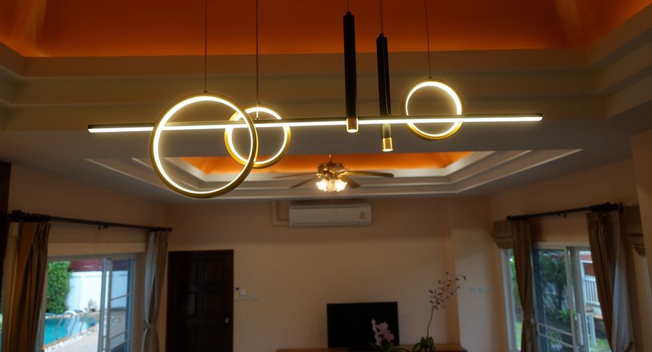 Villa en venta y en alquiler de 3 habitaciones en Mueang Phuket, Phuket