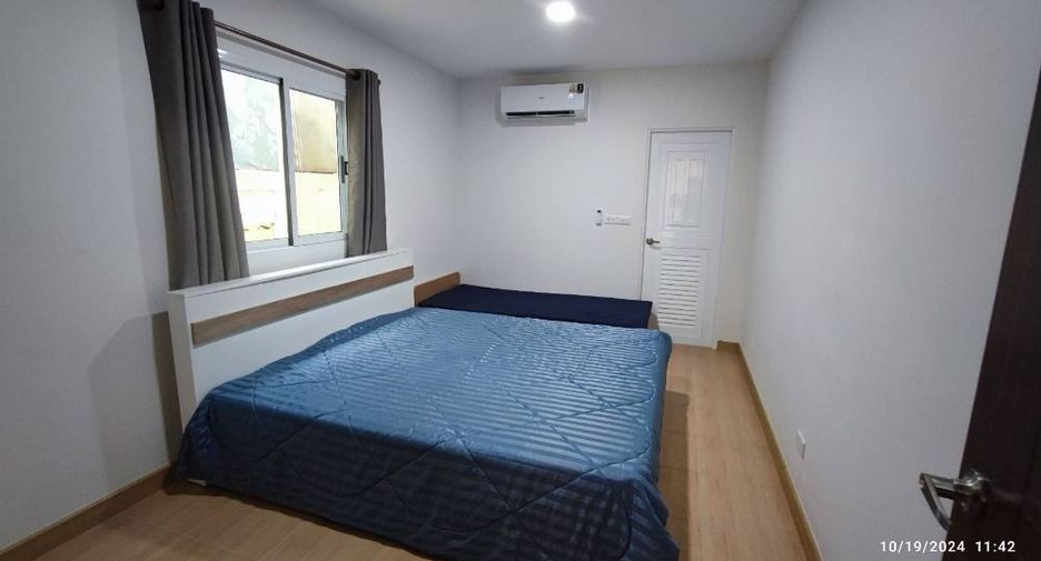 Casa en alquiler de 4 habitaciones en Saphan Sung, Bangkok