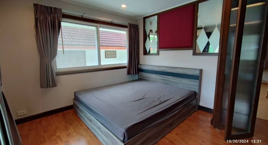 Casa en alquiler de 4 habitaciones en Saphan Sung, Bangkok