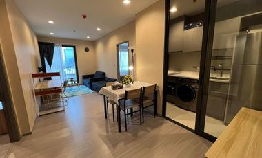 For rent 2 bedrooms condo in Huai Khwang, Bangkok