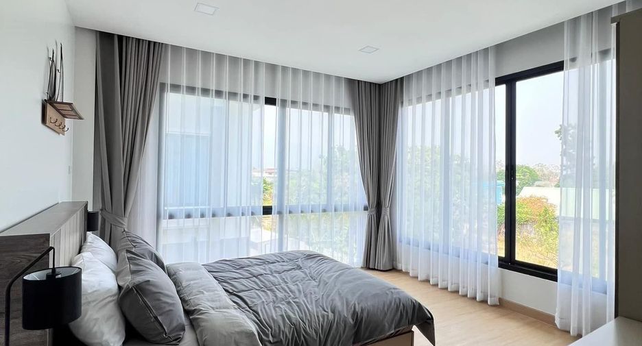 For sale and for rent 4 bedrooms villa in Mueang Chiang Mai, Chiang Mai