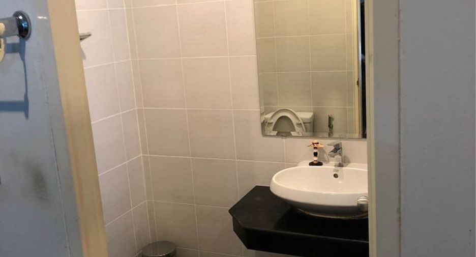 Casa en venta de 3 habitaciones en San Kamphaeng, Chiang Mai
