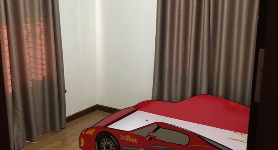 Casa en venta de 3 habitaciones en San Kamphaeng, Chiang Mai