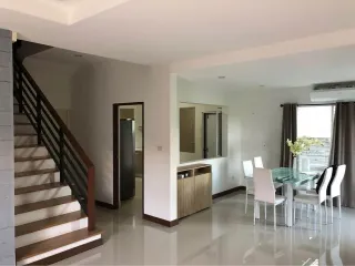 出售 3 卧室 独立屋 在 San Kamphaeng, Chiang Mai