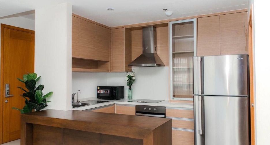 For rent 2 bedrooms condo in Khlong Toei, Bangkok