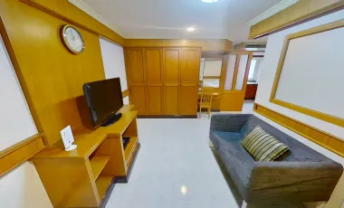 À louer studio condo à Khlong Toei, Bangkok