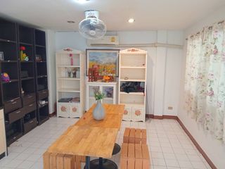 For sale 4 ベッドルーム townhouse in Saraphi, Chiang Mai