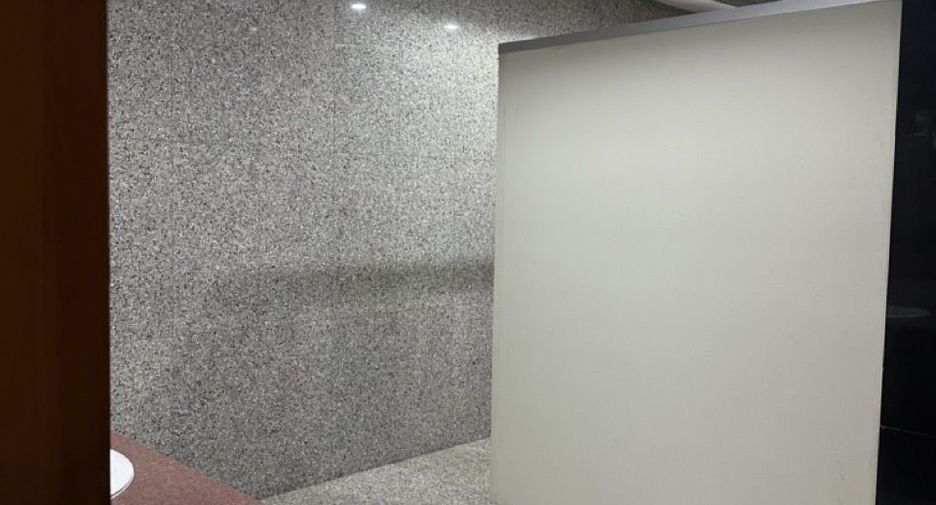 For rent office in Mueang Chiang Mai, Chiang Mai