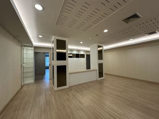 出租 办公室 在 Mueang Chiang Mai, Chiang Mai