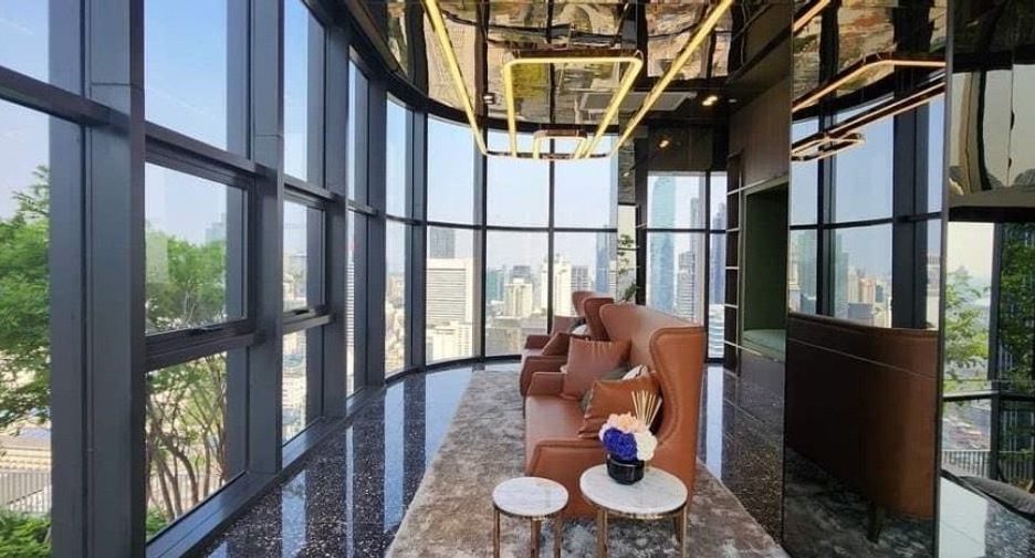 For rent 1 bed condo in Bang Rak, Bangkok