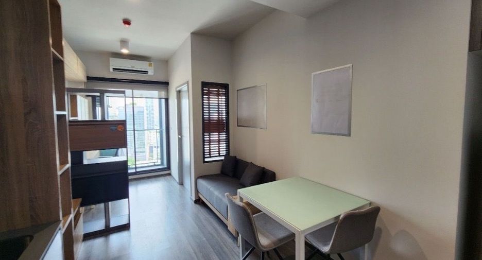 For rent 1 bed condo in Bang Rak, Bangkok