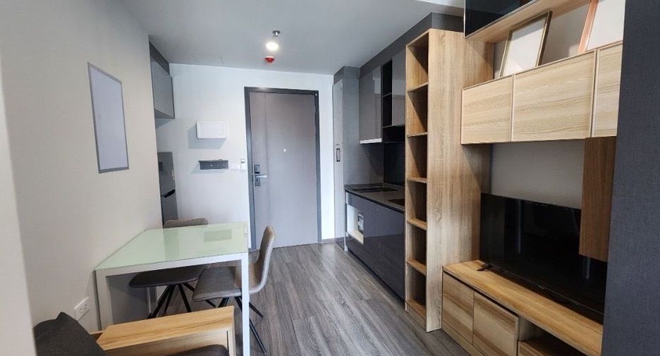 For rent 1 bed condo in Bang Rak, Bangkok