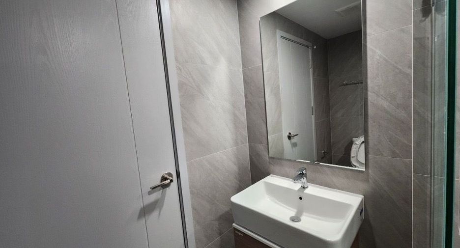 For rent 1 bed condo in Bang Rak, Bangkok