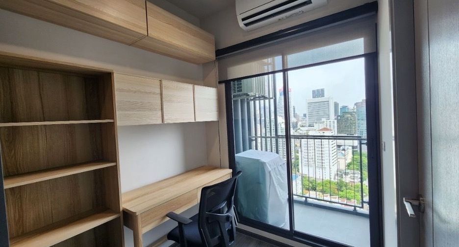 For rent 1 bed condo in Bang Rak, Bangkok