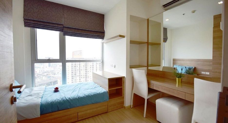 For sale 2 bedrooms condo in Phra Khanong, Bangkok