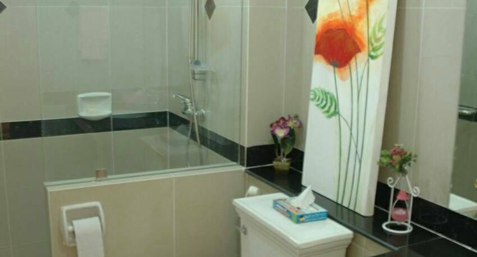 For sale 4 bedrooms house in Mueang Chiang Mai, Chiang Mai