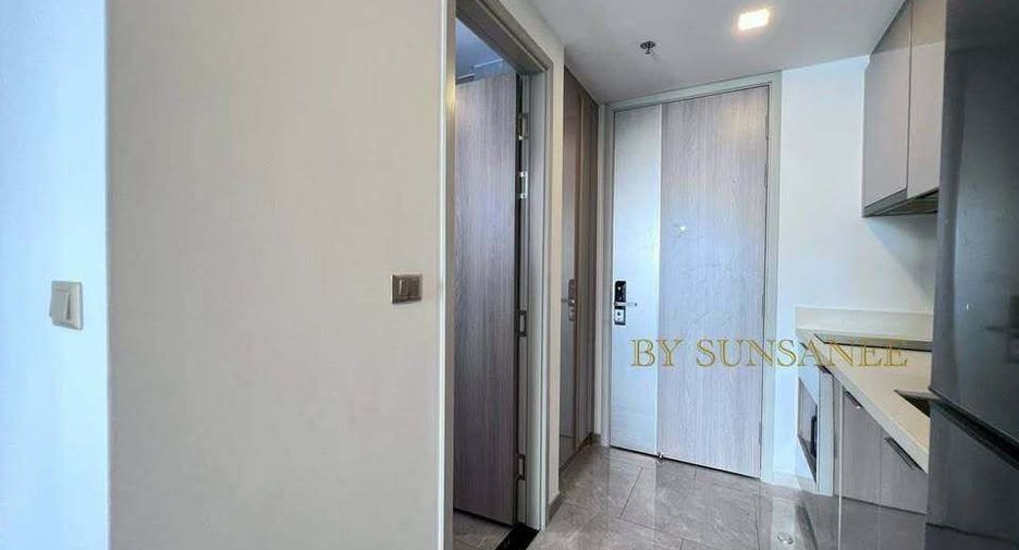 For rent スタジオ condo in Huai Khwang, Bangkok