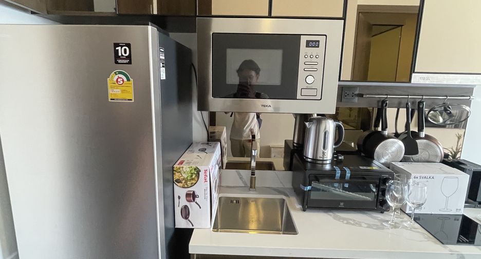 For rent 1 bed condo in Watthana, Bangkok
