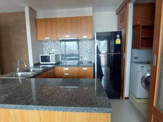 For rent 2 ベッドルーム condo in Khlong San, Bangkok