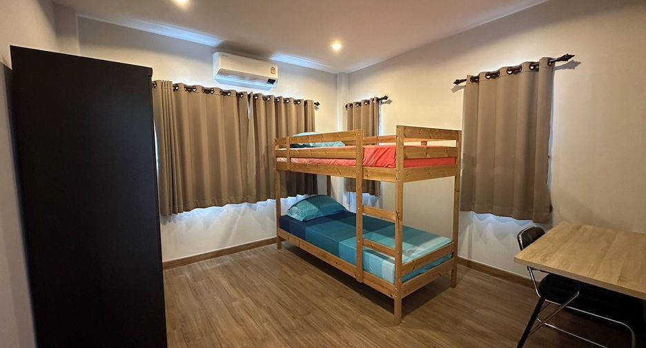 For rent 3 bedrooms house in San Kamphaeng, Chiang Mai